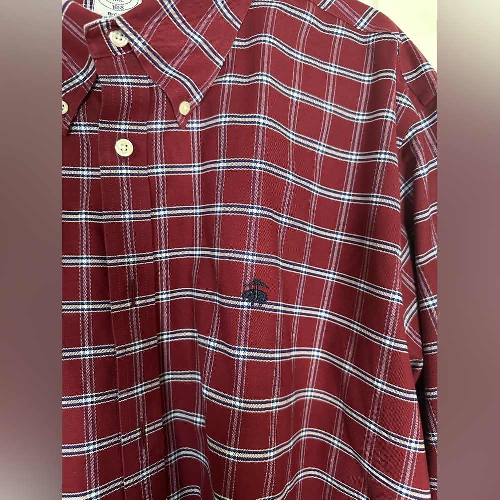 Brooks Brothers Oxford Button-Down - Picture 5 of 9